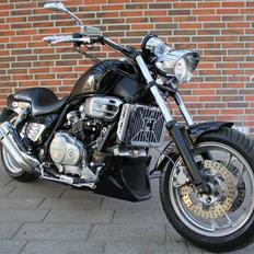 Honda Super magna