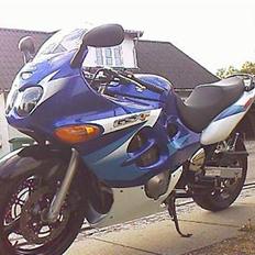 Suzuki gsx600f solgt