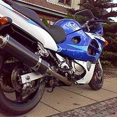 Suzuki gsx600f solgt