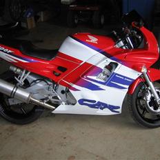 Honda CBR 600F Solgt