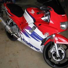 Honda CBR 600F Solgt