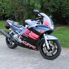 Honda CBR 600 F2