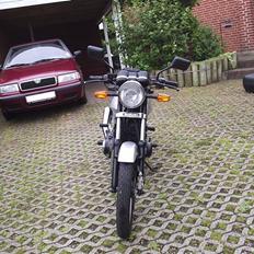 Suzuki GSX400 E * SOLGT *