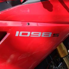 Ducati 1098 s