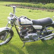 Norton commando 750 roadster 