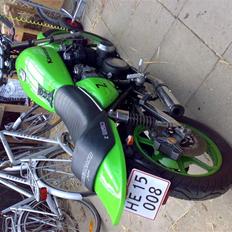 Kawasaki z650