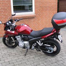 Suzuki GSF650S