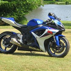 Suzuki gsxr 600 K7 (SOLGT)