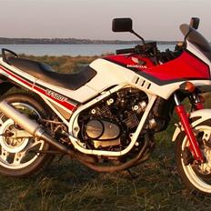 Honda VF 500 F