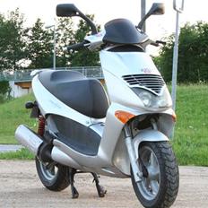 Aprilia Leonardo 150cc (Solgt)