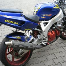 Honda CBR 900 RR  Den blå