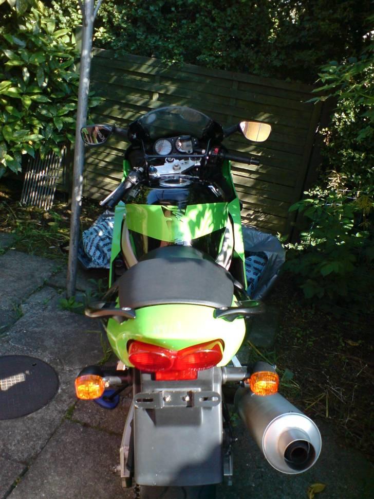 Kawasaki ZX6R billede 8