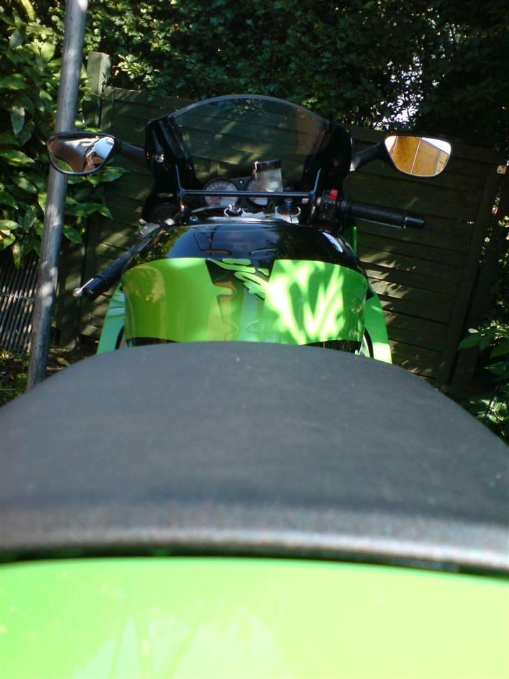 Kawasaki ZX6R billede 12