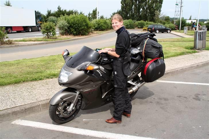 Honda CBR1100XX Super Blackbird - Nede i Frankrig et sted på vej til Le Mans 2007 billede 8