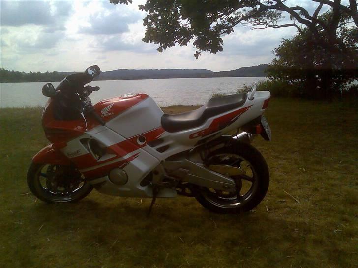 Honda CBR 600 F2 billede 1