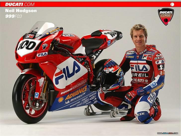 Байки на английском. Neil Hodgson. Ducati 999 с пилотом. Ducati 999 Race only. Мотоцикл по английски.