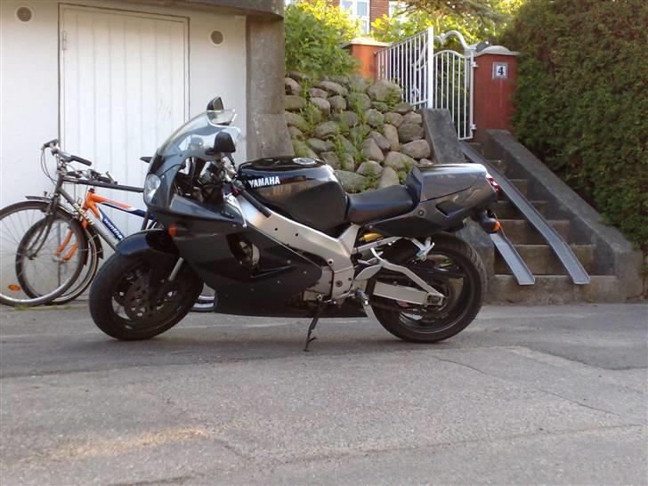 Yamaha Yzf 750 R billede 10