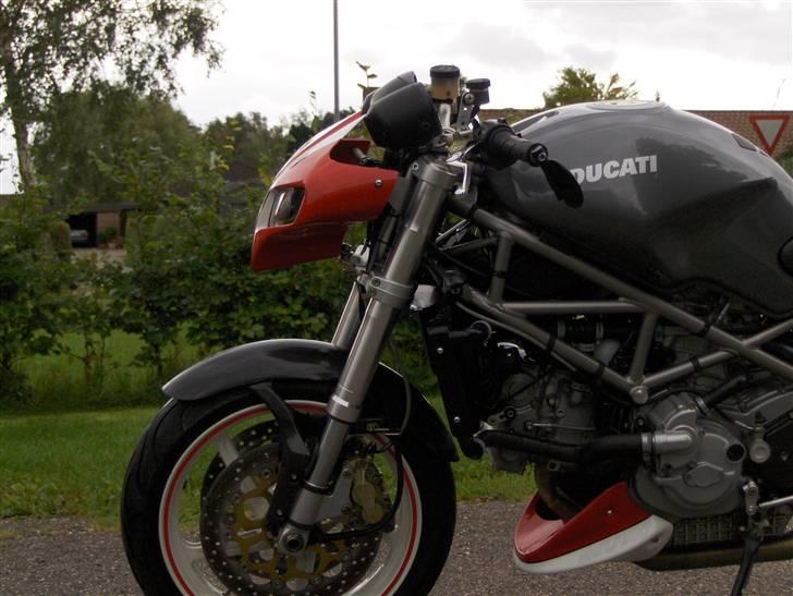 Ducati Monster S4  - Hesten i shoppen billede 2