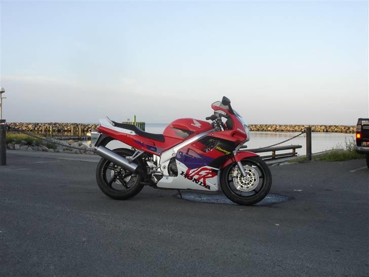 Honda VFR 750  billede 2