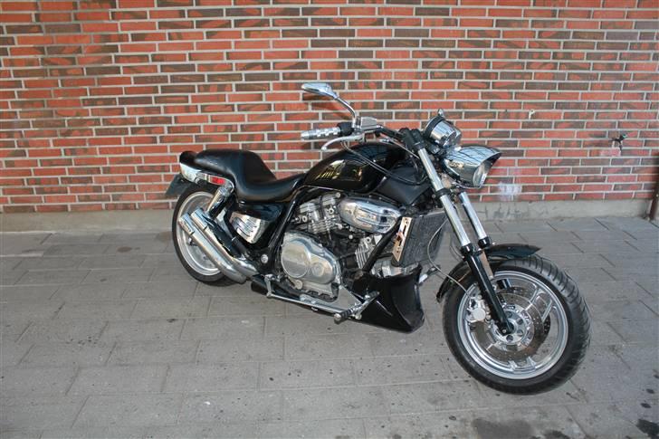 Honda Super magna billede 3