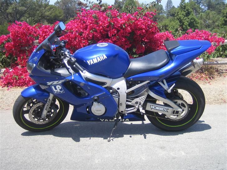 Yamaha YZF R-6 billede 8