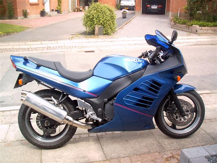 Suzuki RF 600 R *Solgt* billede 1