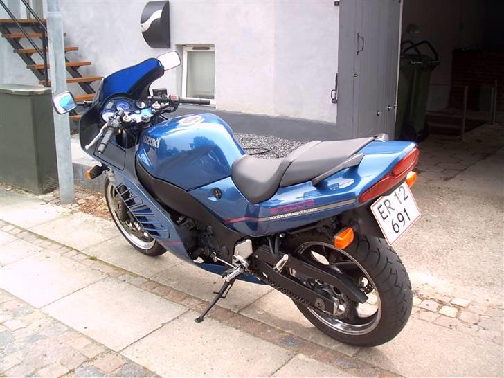 Suzuki RF 600 R *Solgt* billede 3