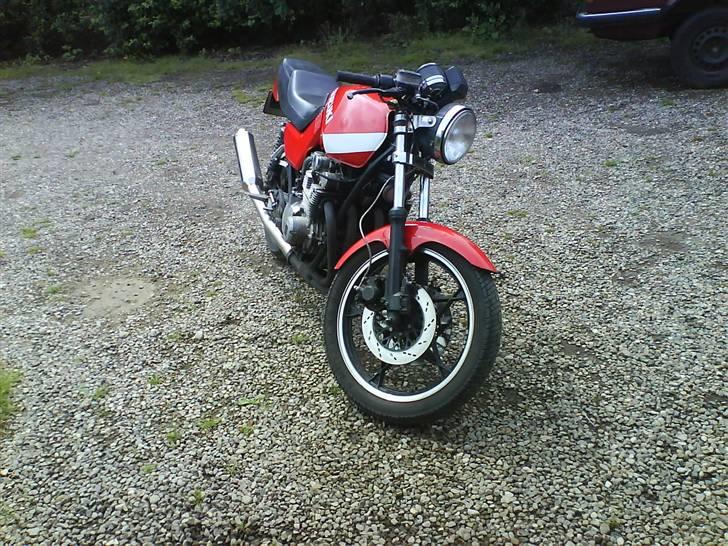 Suzuki GS650E  (SOLGT) billede 4