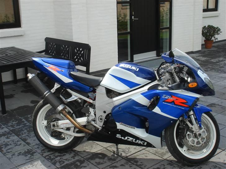 Suzuki tl 1000 r billede 1