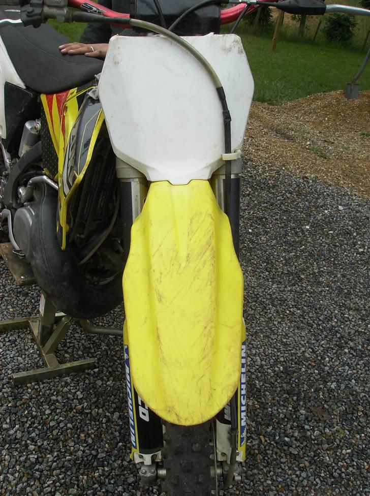 Suzuki RM 250 ccm - Lige nogle små ridser ! billede 11
