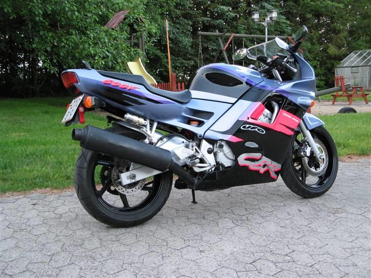 Honda CBR 600 F2 billede 2
