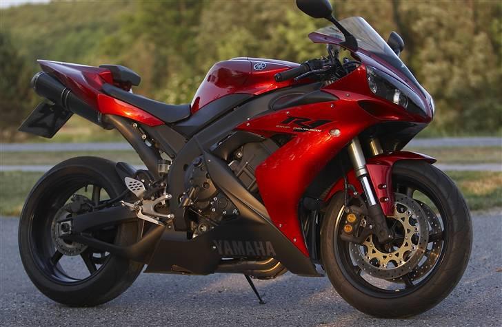Yamaha YZF R1 Solgt billede 1
