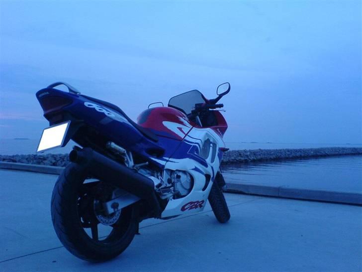 Honda CBR 600 F3 billede 9