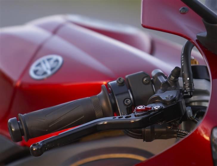 Yamaha YZF R1 Solgt billede 12