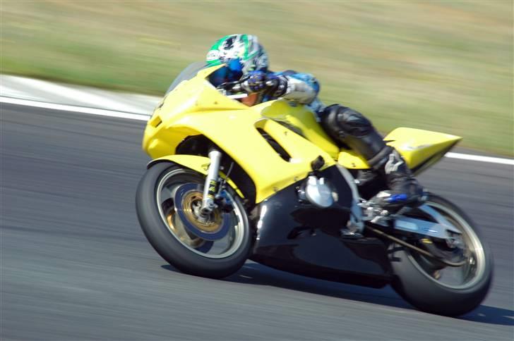 Yamaha YZF-R6 (SLAGTET) billede 17