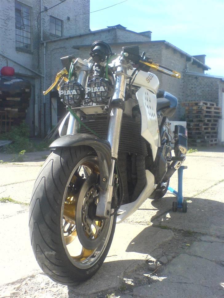 Suzuki GSXR-1100 billede 9