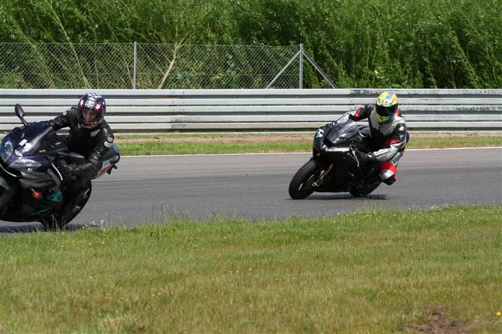 Aprilia RSV 1000 R Factory billede 14