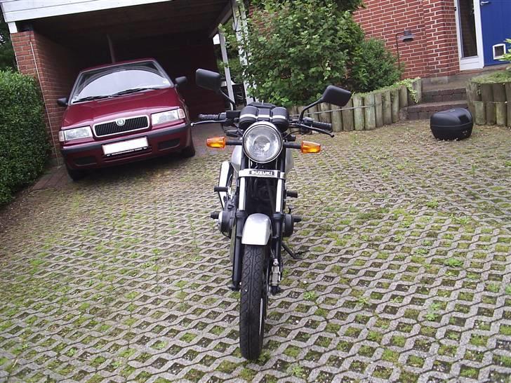 Suzuki GSX400 E * SOLGT * billede 3