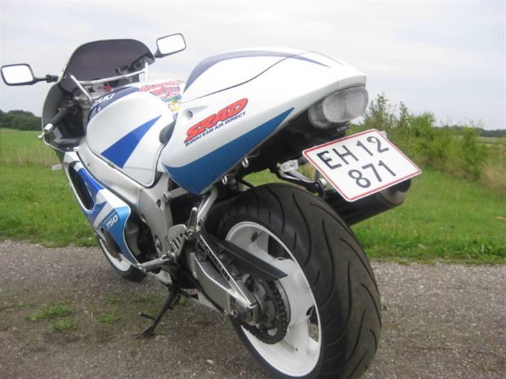 Suzuki GSX R 750  " Solgt" billede 7