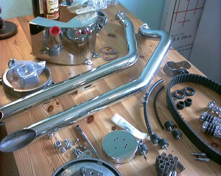 Harley Davidson shovel solgt billede 4