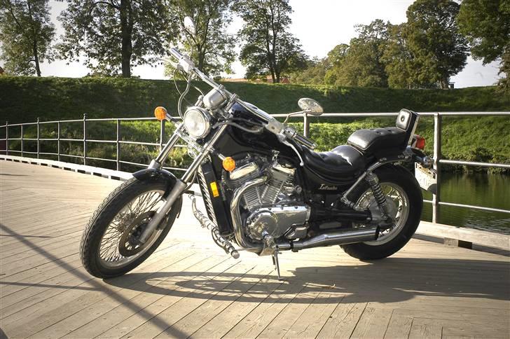 Suzuki Intruder billede 8