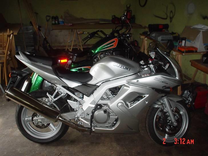 Suzuki sv 650 s   "SOLGT" billede 4