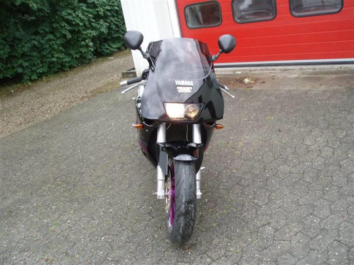 Yamaha fzr 1000 (total skadet) billede 10