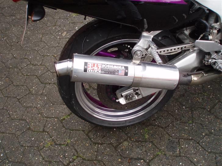 Yamaha fzr 1000 (total skadet) billede 11