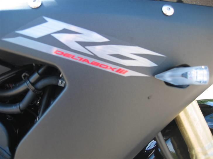 Yamaha R6 billede 10