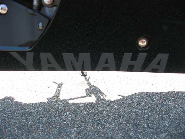 Yamaha R6 billede 12