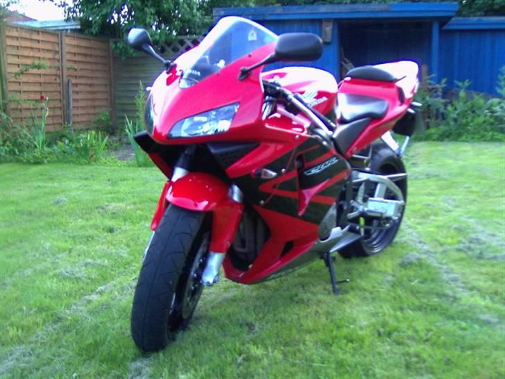 Honda CBR 600 RR ***SOLGT*** billede 2