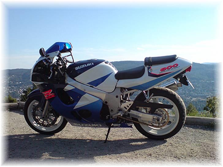 Suzuki Gsxr 600 (SOLGT) billede 4
