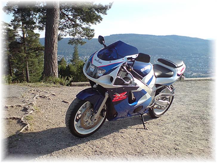 Suzuki Gsxr 600 (SOLGT) billede 5