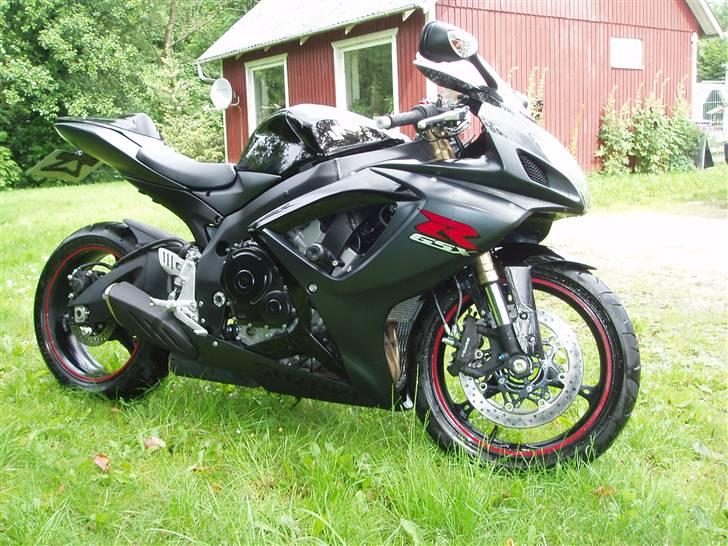 Suzuki GSX R 600 ( SOLGT) billede 8